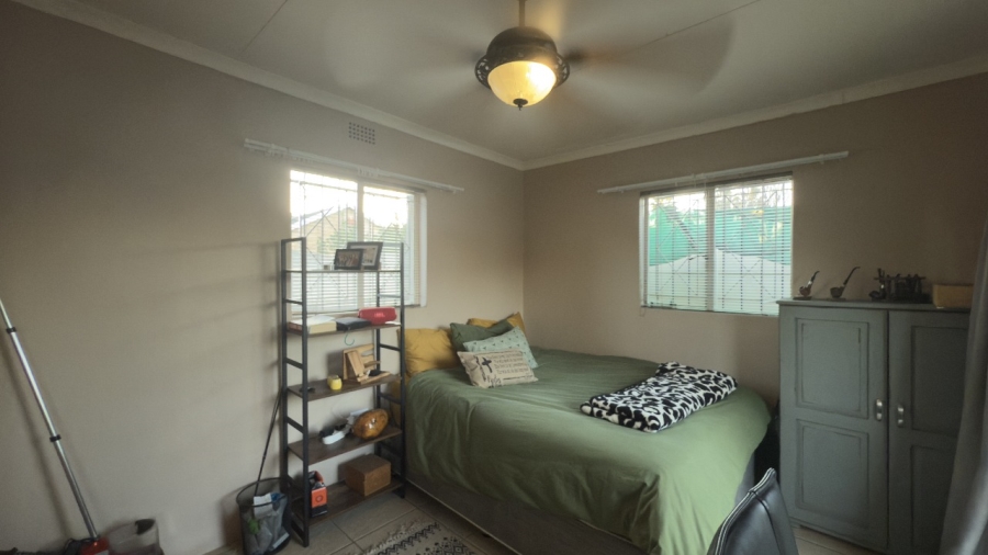 To Let 1 Bedroom Property for Rent in Flamwood North West